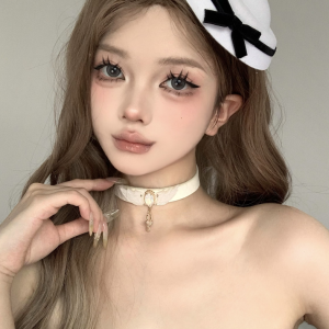 Pure White Angel Wings - Collar